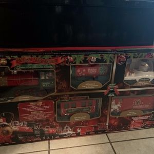 CHRISTMAS TRAIN SET